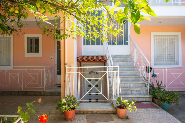 Image No.11-3 Bed Apartment for sale