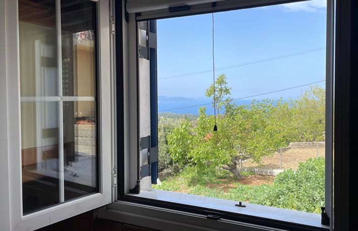 Image No.13-2 Bed House for sale