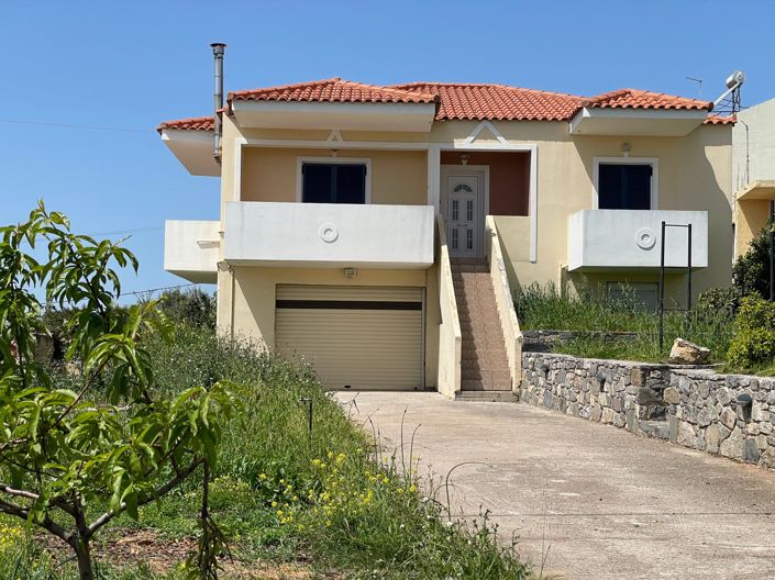 Image No.3-2 Bed House for sale