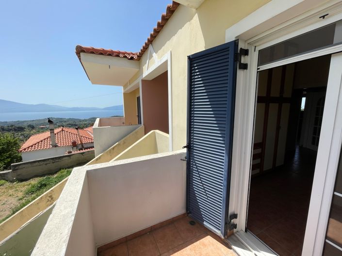 Image No.4-2 Bed House for sale