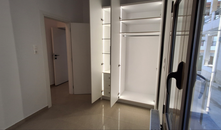 Image No.11-3 Bed Apartment for sale