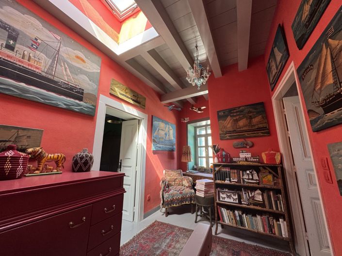 Image No.10-2 Bed House for sale