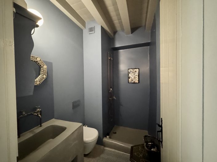 Image No.18-2 Bed House for sale