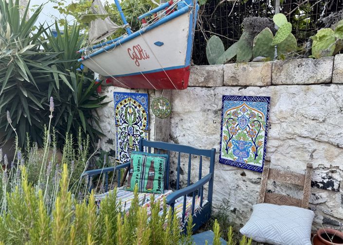 Image No.5-2 Bed House for sale