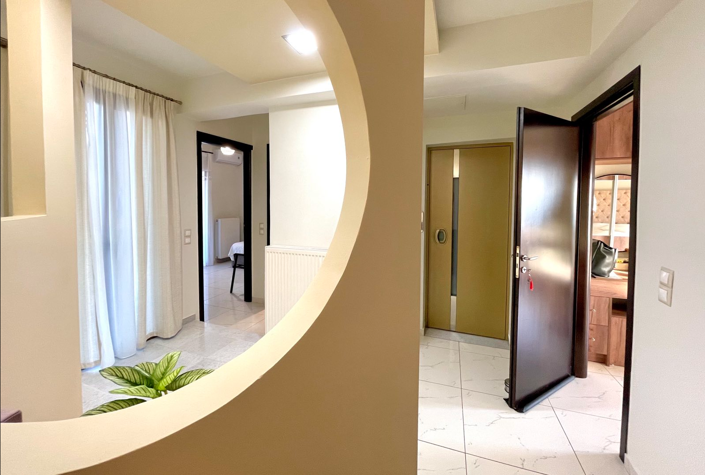 Image No.8-3 Bed House for sale