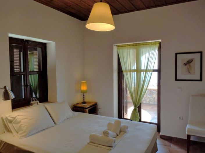 Image No.6-2 Bed House for sale