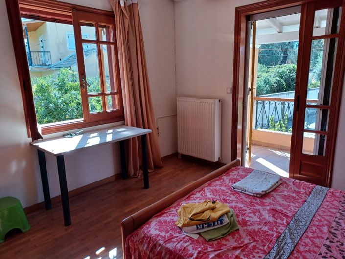 Image No.8-3 Bed House for sale