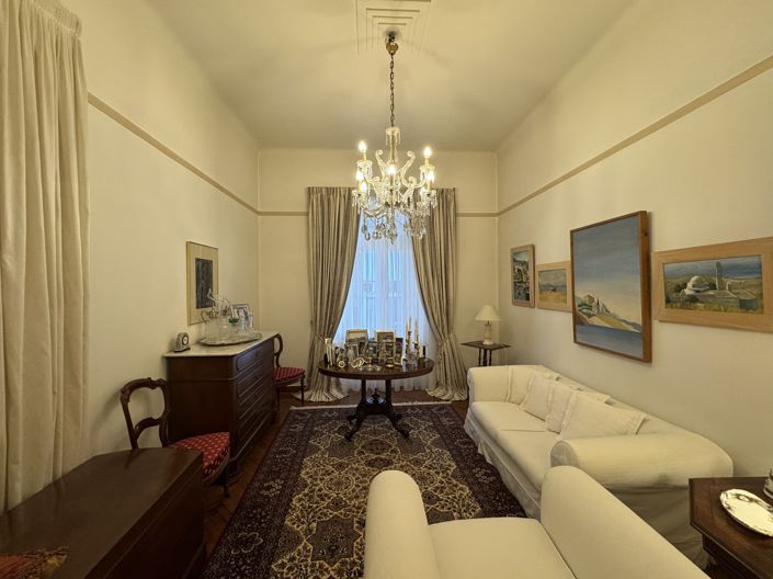 Image No.3-3 Bed Apartment for sale