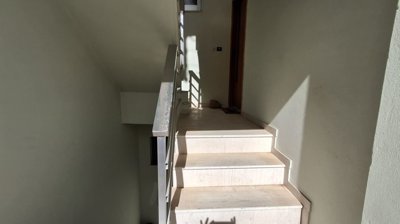 04 (Large)