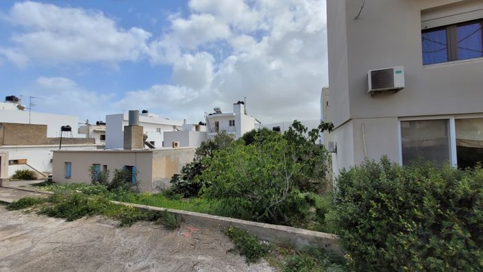 Image No.4-12 Bed Plot for sale