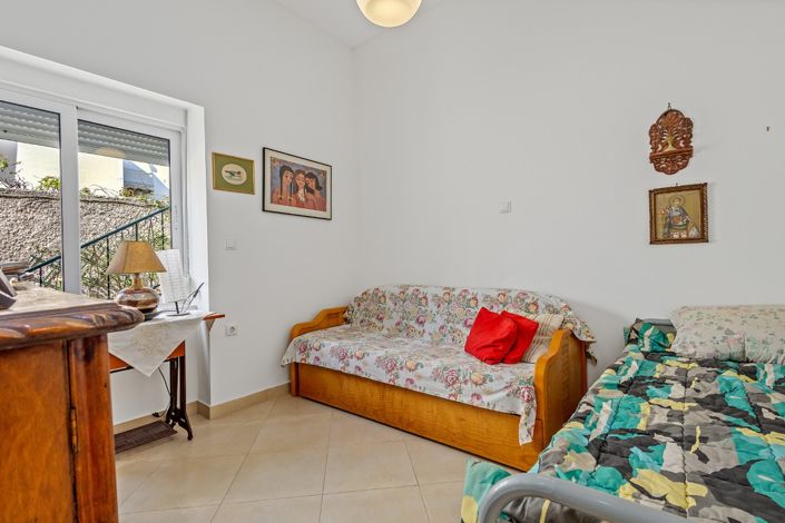 Image No.11-3 Bed Apartment for sale