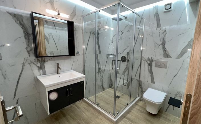 Image No.8-4 Bed House for sale