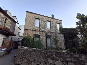06 (2)