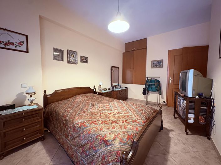 Image No.14-4 Bed House for sale