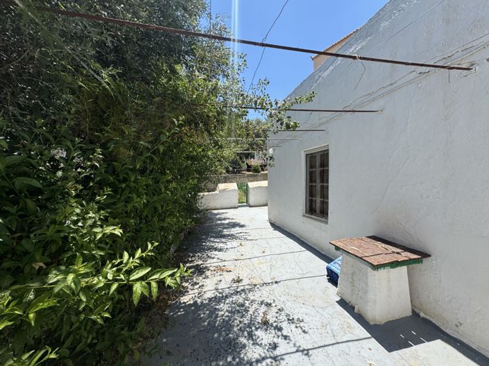 Image No.16-4 Bed House for sale