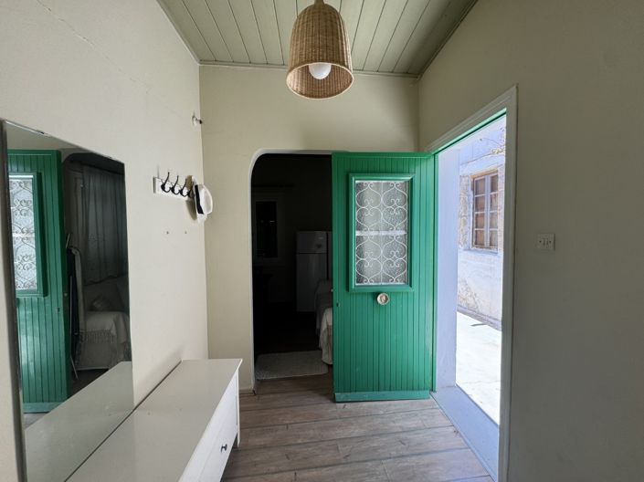 Image No.6-4 Bed House for sale