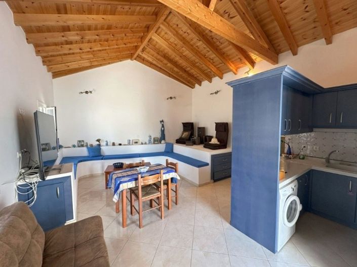 Image No.15-4 Bed House for sale