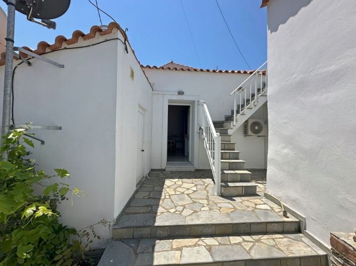 Image No.21-4 Bed House for sale