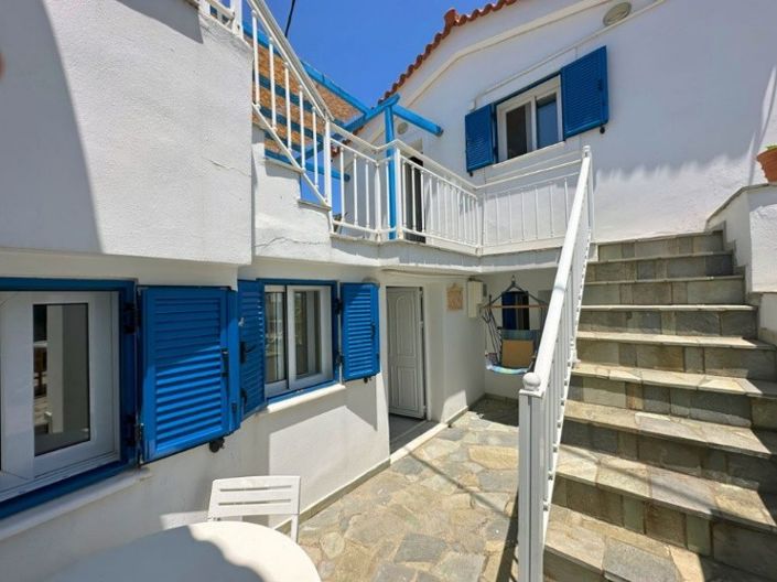 Image No.4-4 Bed House for sale