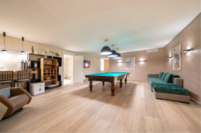 b98le8d7m9k3degpefzhs0lif8u4xzvzhwxtmggyekxx9