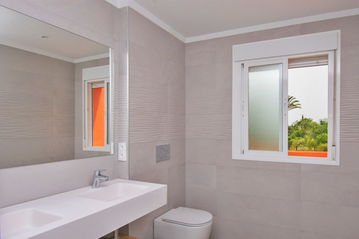 Image No.8-Maison de ville de 4 chambres à vendre à Estepona