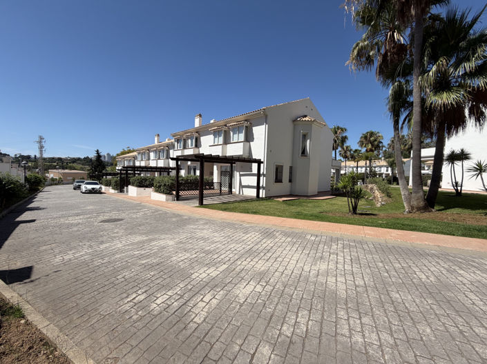 Image No.23-3 Bed Townhouse for sale