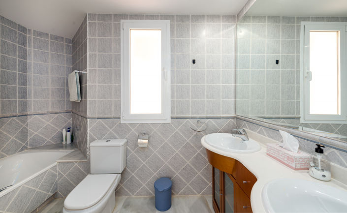 Image No.32-Maison de ville de 3 chambres à vendre à Benahavis