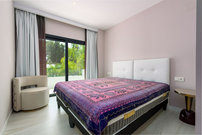 Image No.18-5 Bed Villa for sale