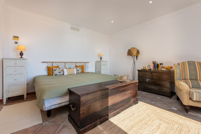 Image No.48-7 Bed Villa for sale