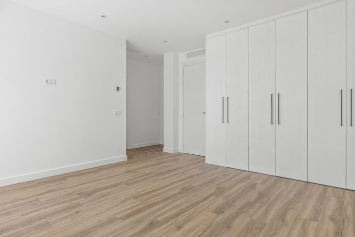 Image No.30-5 Bed Villa for sale