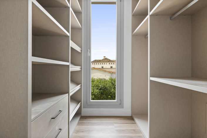 Image No.35-5 Bed Villa for sale