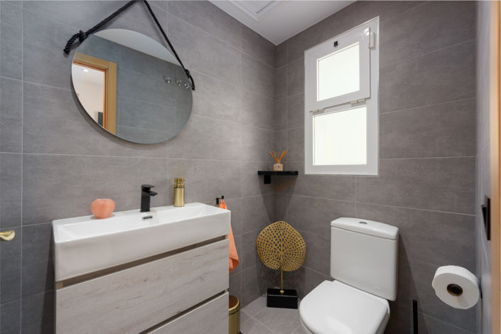 Image No.12-3 Bed Townhouse for sale