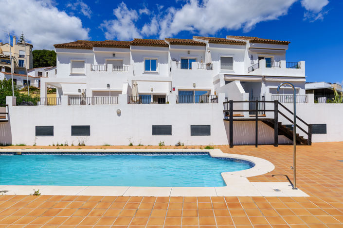 Image No.8-3 Bed Townhouse for sale