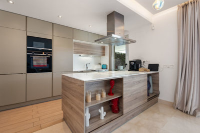 b98le8d7m9k3degpefzhs0lif8u4xzvzhwxtmggyekxx9