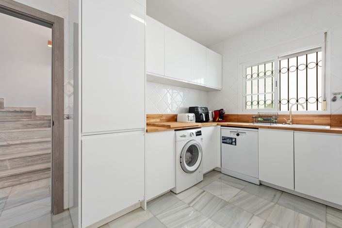 Image No.21-4 Bed Villa for sale