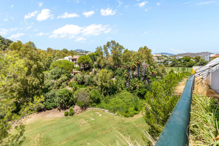 Image No.11-4 Bed Townhouse for sale