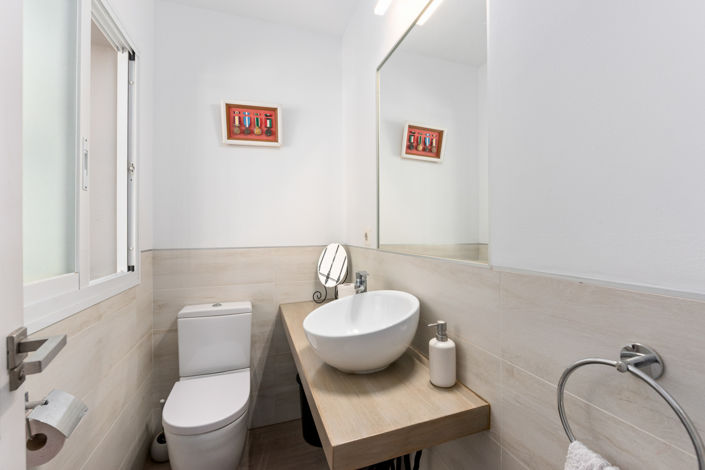 Image No.30-4 Bed Townhouse for sale