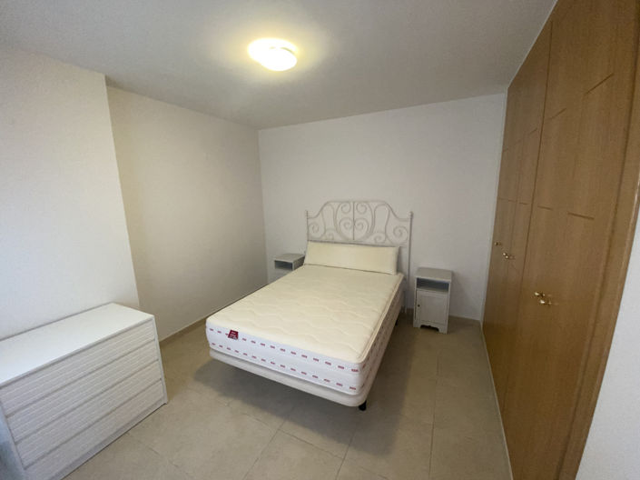 Image No.12-4 Bed Apartment for sale