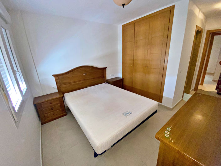 Image No.20-4 Bed Apartment for sale