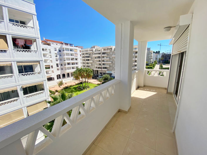 Image No.24-4 Bed Apartment for sale