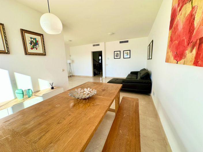 Image No.4-3 Bed House for sale