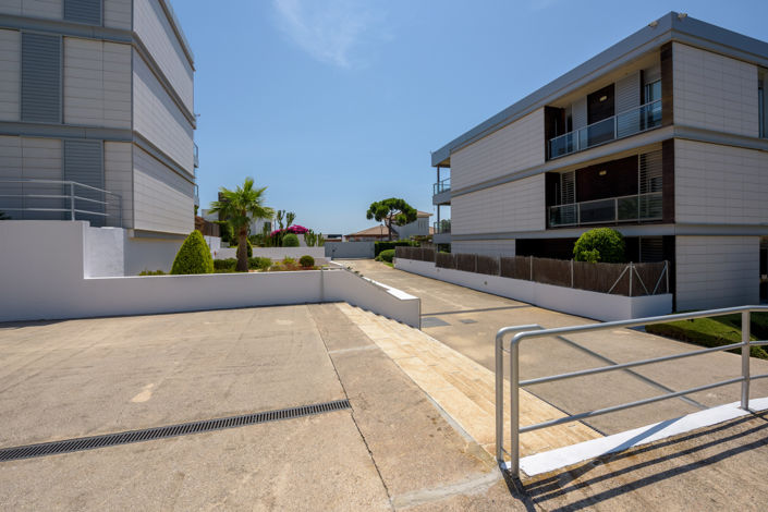 Image No.32-3 Bed Apartment for sale