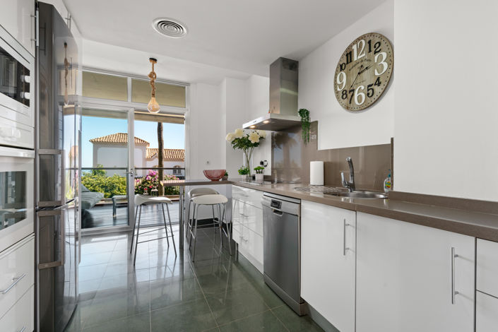 Image No.4-3 Bed Apartment for sale