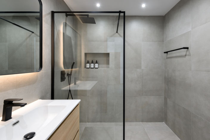 Image No.15-3 Bed Property for sale