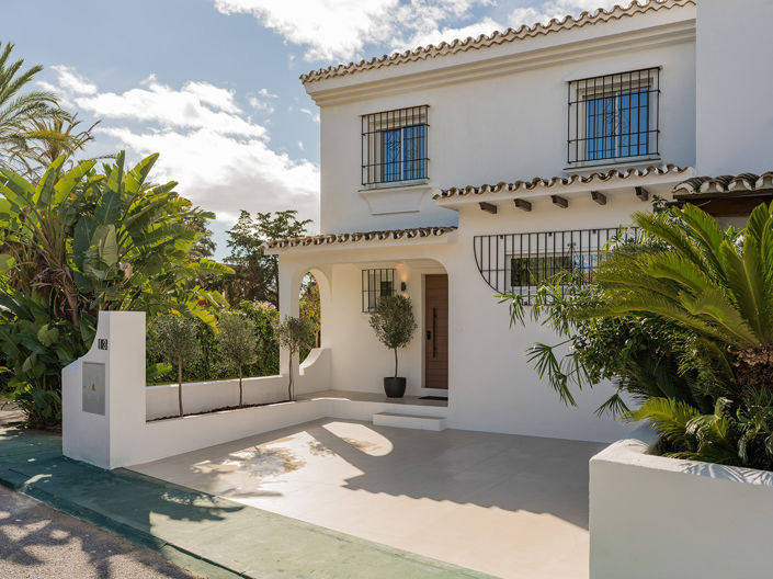Image No.19-4 Bed Townhouse for sale