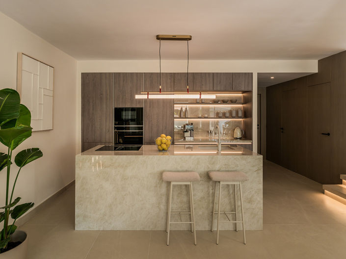 Image No.5-4 Bed Townhouse for sale