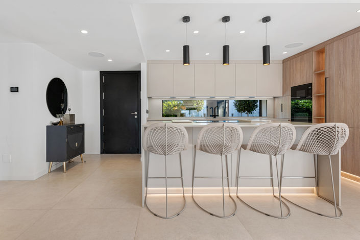 Image No.10-4 Bed Villa for sale