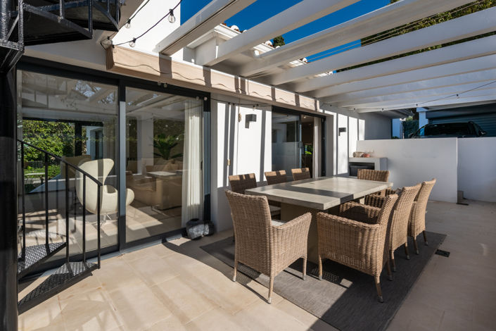 Image No.14-4 Bed Villa for sale