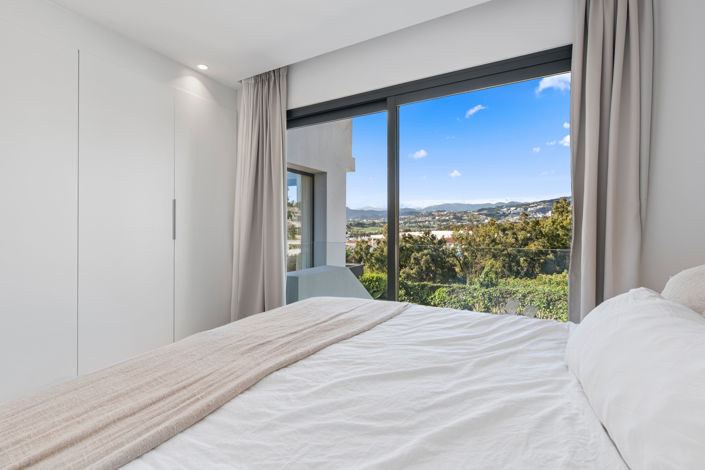 Image No.20-4 Bed Villa for sale