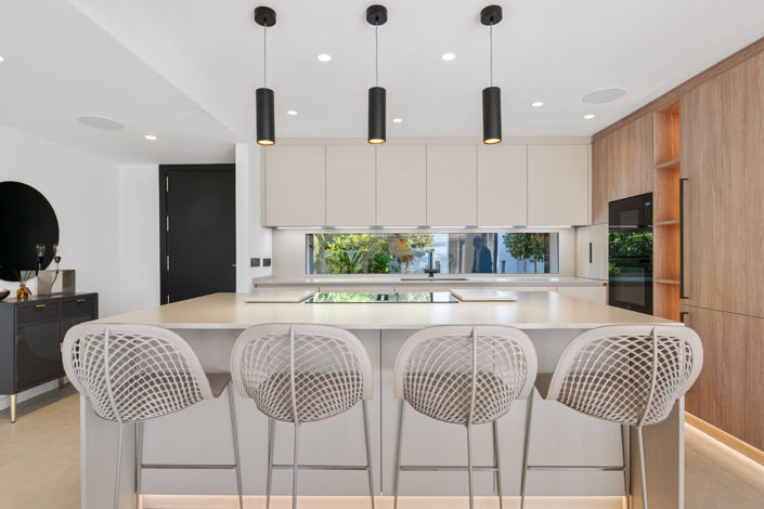 Image No.3-4 Bed Villa for sale